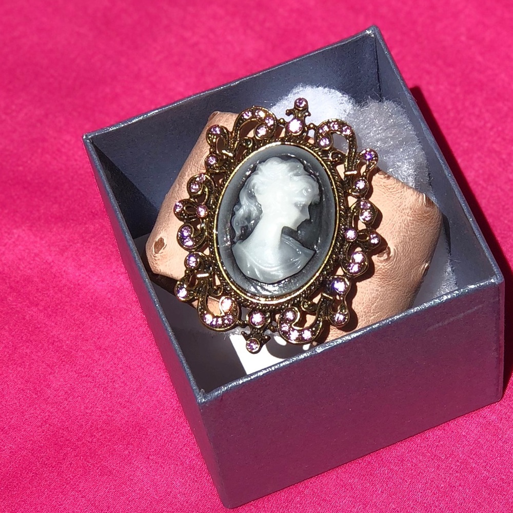 Pink and gold bracelet